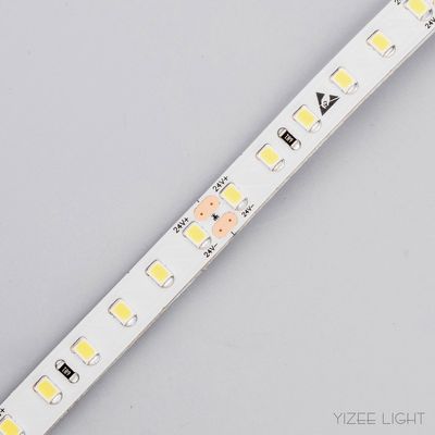 Striscia a LED flessibile a flusso d'acqua indirizzabile 120leds/M 14.4w/M Dmx controllata